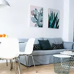 Готель Cactus